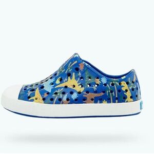 Native Jefferson Size 4 Blue Dinosaur Print